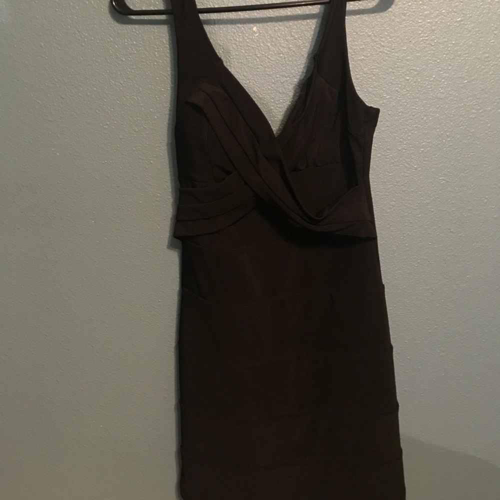Tight-Fitted Black Dress with Criss Cross